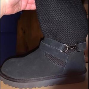 Knit Ugg boots size 6